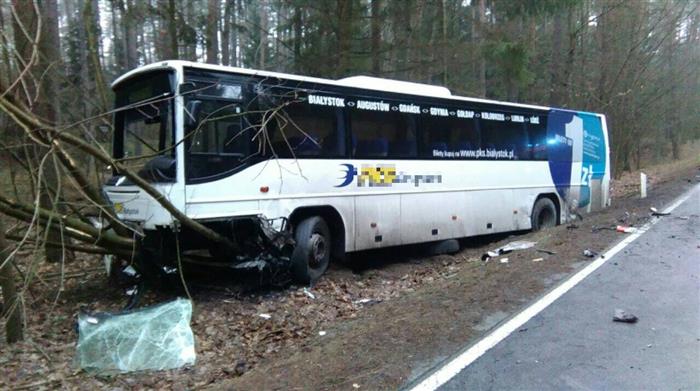 smiertleny-wypadek-aui-autobus