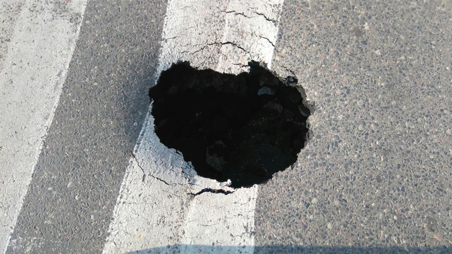 dziura asfalt 2